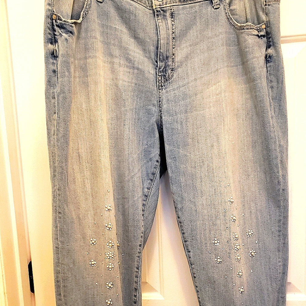 Jennifer Lopez boyfriend jeans. Size:18W